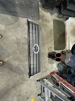 2014 Toyota Tundra Grill