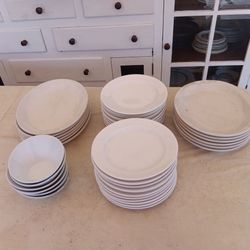 42pcs white ceramic dinnerware