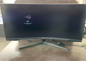 Samsung 34" Odyssey G5 Ultra-Wide Gaming Monitor – 165Hz, Curved, Good Condition