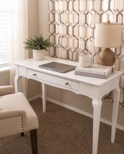 Modern Entry Table / Writing Desk – Refinished