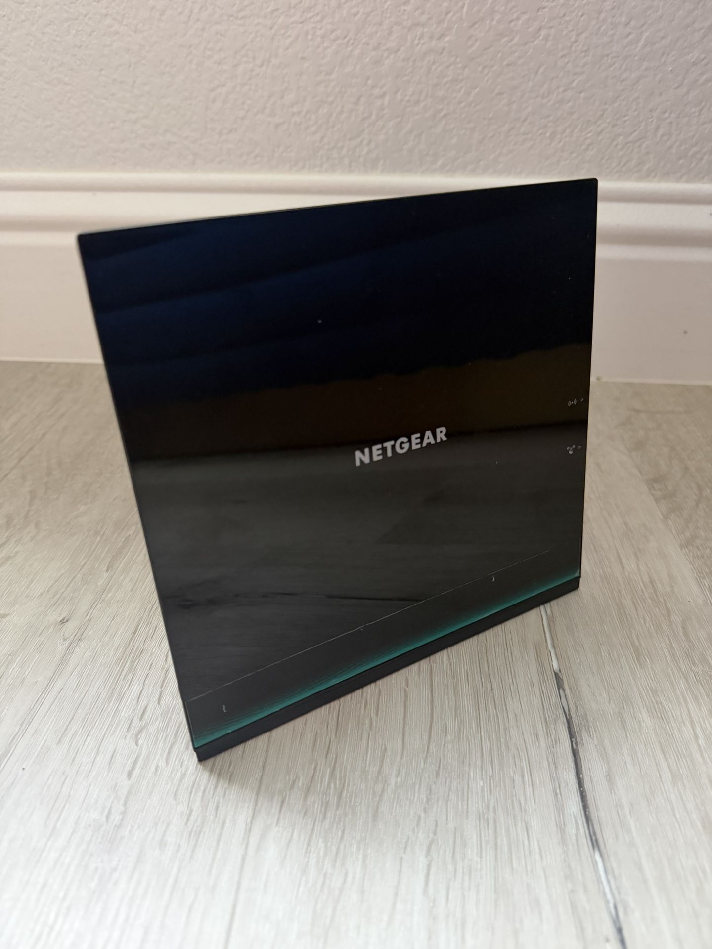 Netgear WiFi Modem Router for Sale in Elk Grove, CA - OfferUp