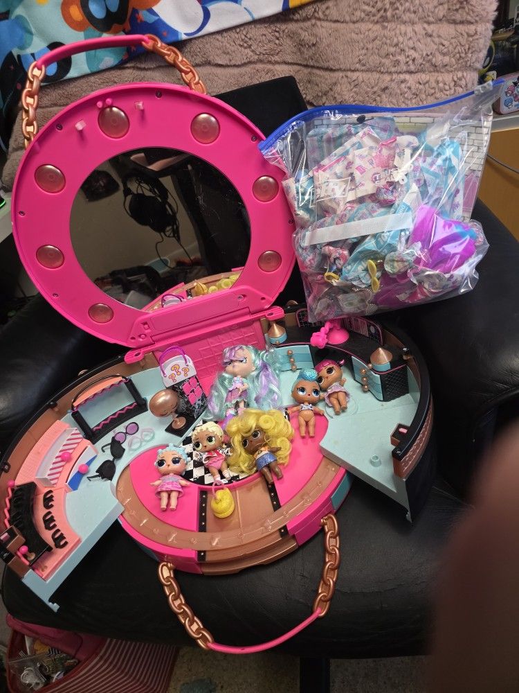 Huge Lot Of LOL Dolls And One Shopkin Doll With Salon