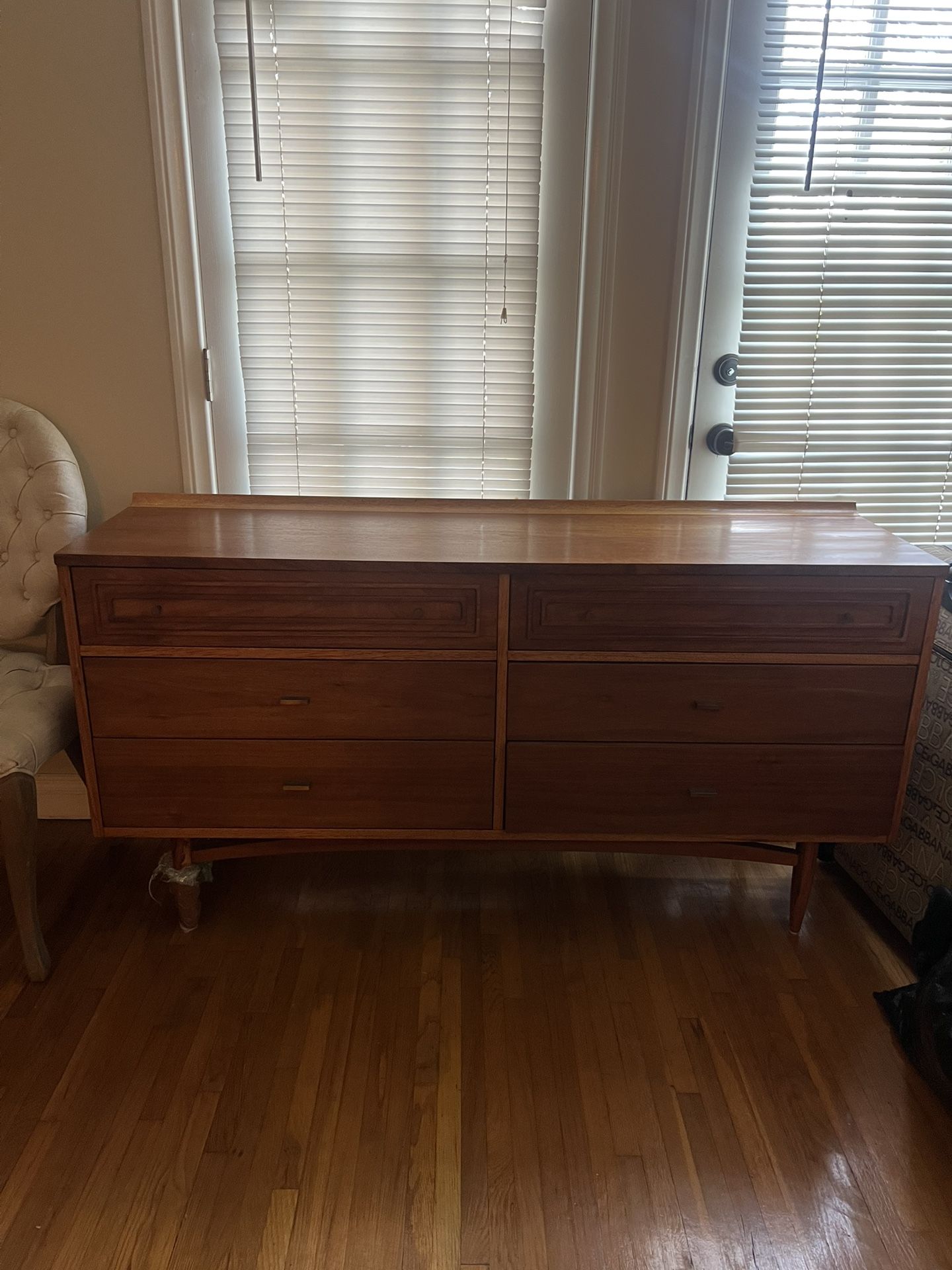 Mid-Century Modern Broyhill Dresser