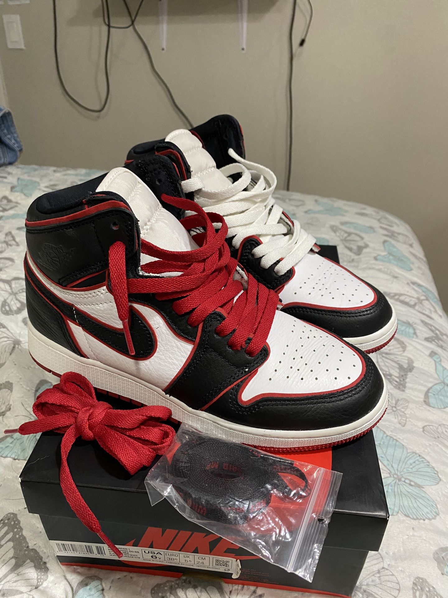 Jordan 1 Blood Lines