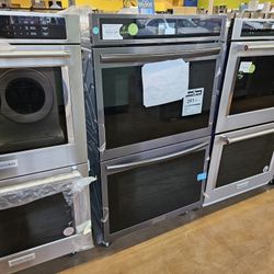 Frigid aire Double Wall Ov en 30 Inch Wide