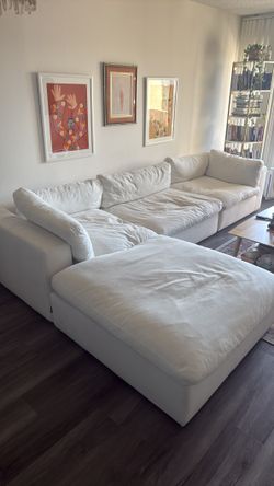white cloud style modular couch