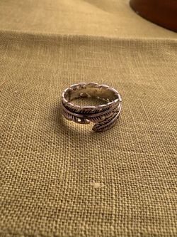 Feather wrap ring