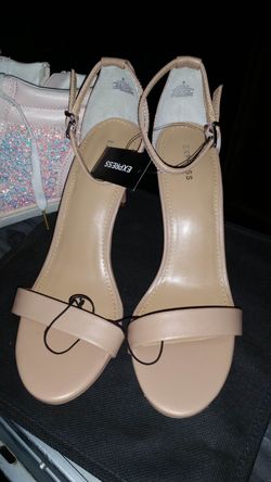 BrandNew Strappy Nude HEELS