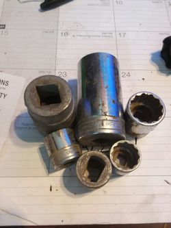 Snap-on sockets 3/8 1/2 inch and 3/4 drive 5/16 1 1/8 down to 13/16 with special bit