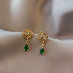 Emerald square Floral earrings