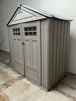 Rubbermaid Shed