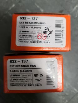 Retaining clips
