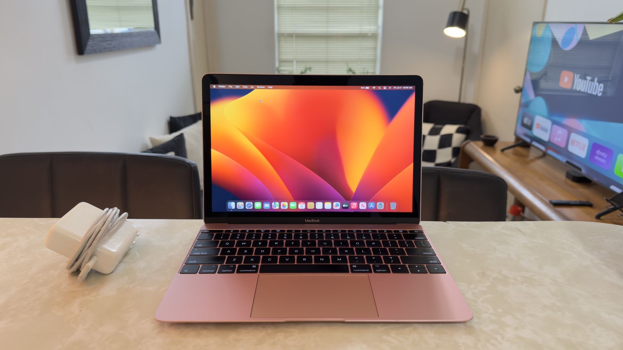 MacBook 2017 12” (Rose Gold)