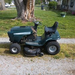 Craftsman 42in Cut  20.5hp  Briggs Stratton Engine