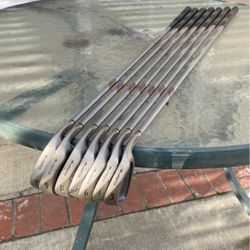 Cobra Irons Set