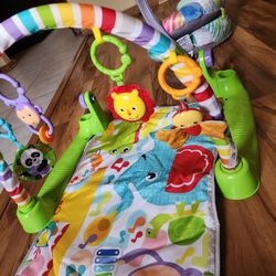 Fisherprice Playmat & Infantino Pillow Seat 