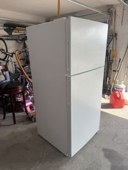 Garage Ready Refrigerator