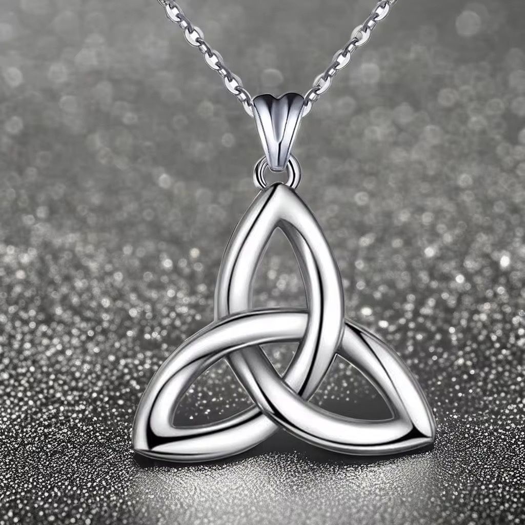 Love lucky Celtic Irish knot pendant chain necklace 925 silver Stamped Gift