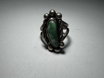 Vintage Sterling Silver Green Turquoise Ring Size 6
