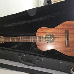 Kamaka Ukulele - Crafted Mid 60's
