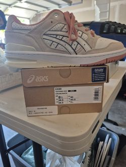 Asics Tennis Shoe