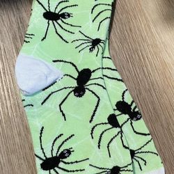 Adult Green Spider Halloween Socks 