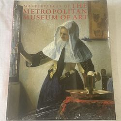 New Masterpieces Of The Metropolitan Museum Of Art Big Paperback Book. 
