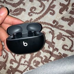 Beats Earbuds For sale!