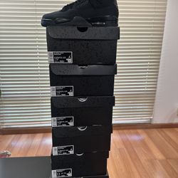 Jordan Black cat 4s  Men’s Size 10.5  