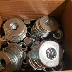 5/8 Nut And Flat Washers 