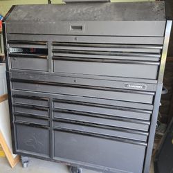 Husky Heavy Duty Rolling Tool Chest