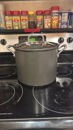 Pampered Chef 12qt Stock Pot With Lid