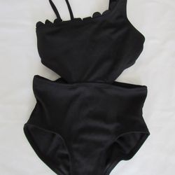New Girls Youth 6/7 Black Swimsuit