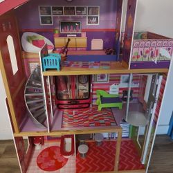 Barbie House with Extras