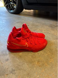 LeBron Basketball shoes