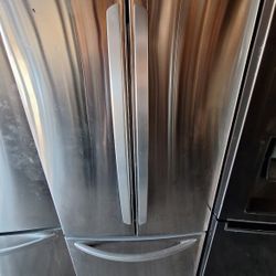33wide Refrigerator Lg