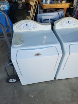 MAYTAG NEPTUNE WASHER / GAS DRYER