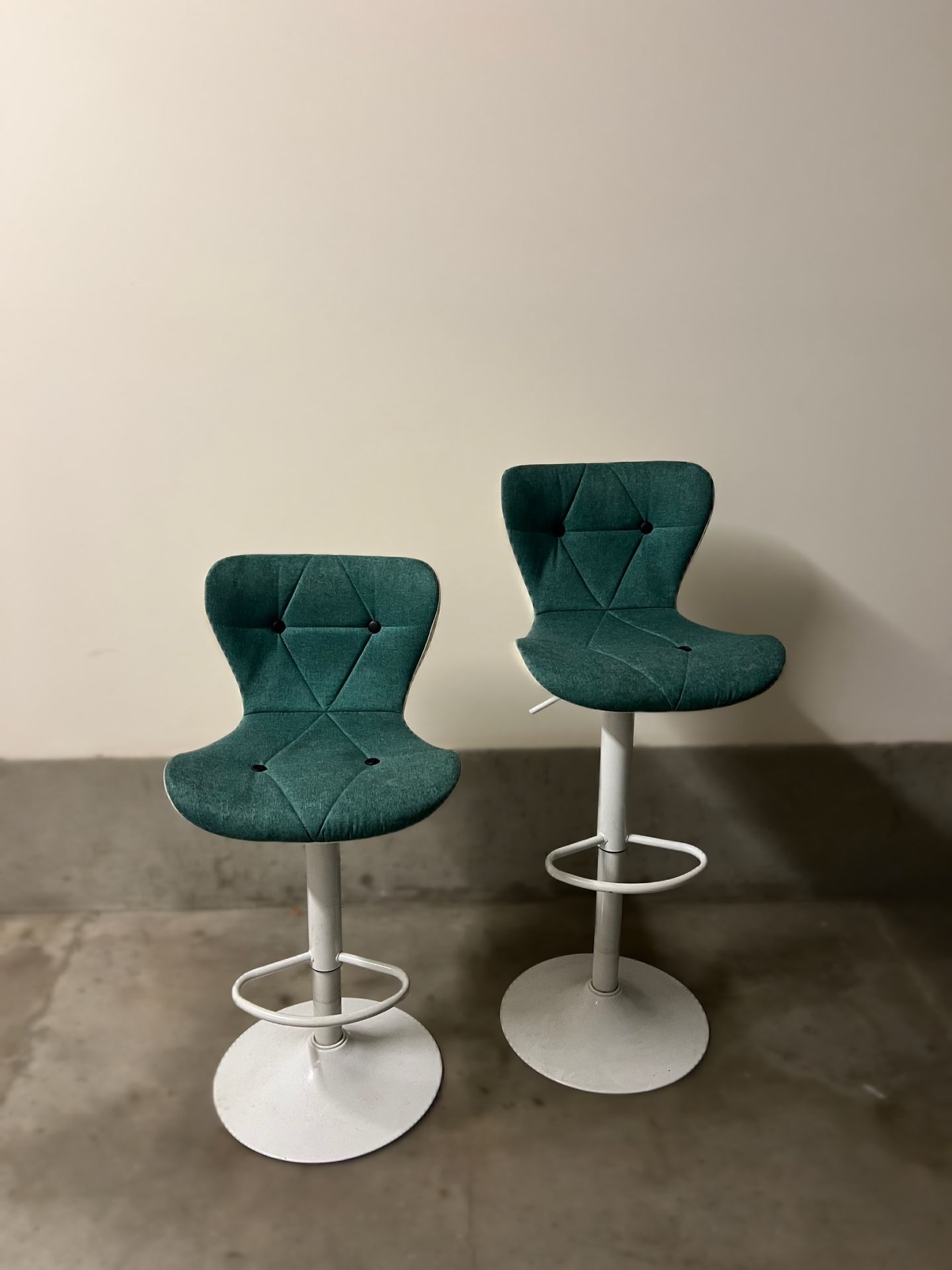 Adjustable Counter/ Bar Chairs