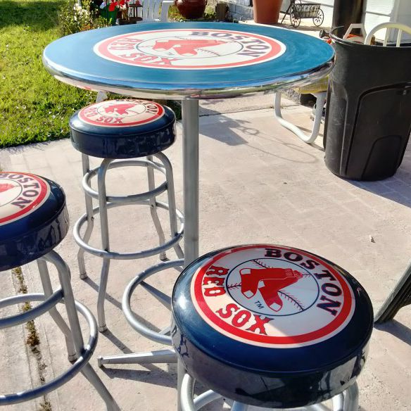 Boston Red Sox Pub And 3 Stools For, Red Sox Bar Table And Stools
