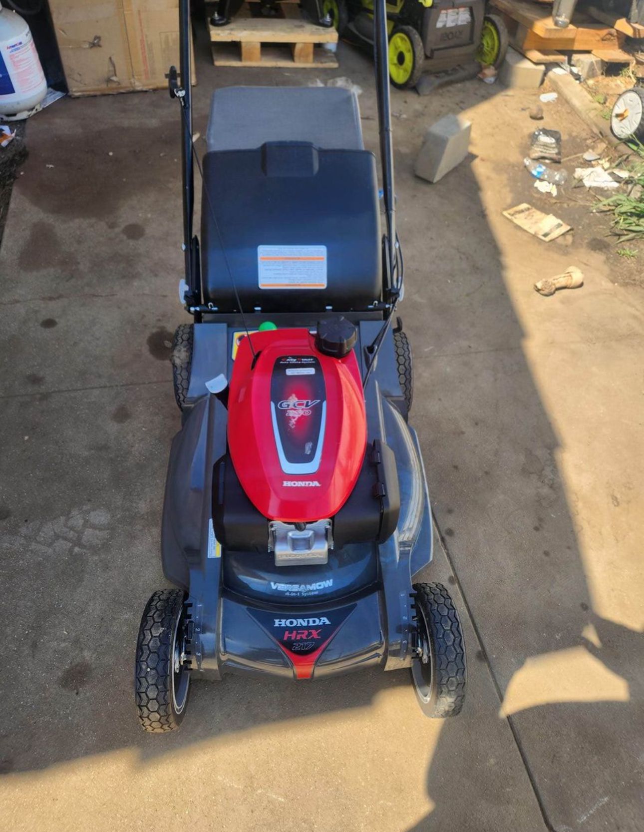 Honda HRX Self Propelled Lawn Mower with Select Drive, 200cc Honda