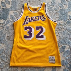 Hardwood Classic Magic. Size L