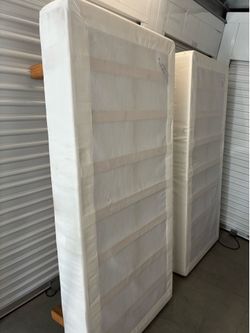 Cal king box spring