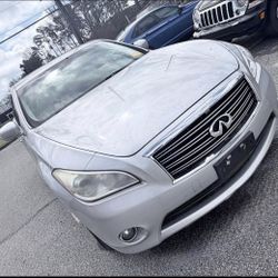 2013 Infiniti M37