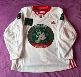 Arizona Coyotes Howler 2021 Howlidays Jersey Size 54 MIC