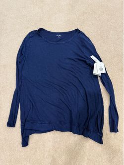 NEW wonderly navy top sz XL