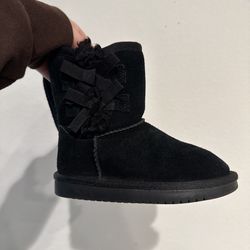 Koolaburra By UGG Girls Size 10 Boots Black Bows Sheepskin Youth VGC