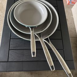 Gotham Steel Ceramic Nonstick Frying Pan Set
