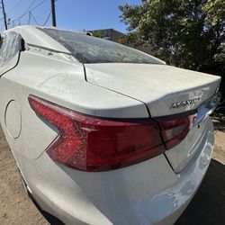 2016-2023 NISSAN MÁXIMA SEDAN TAILLIGHT LEFT DRIVER SIDE 