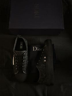 Men’s Shoes 