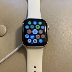 Apple Watch Series 10 (42 mm, Aluminum, Pink Sand) – Excellent Condition 